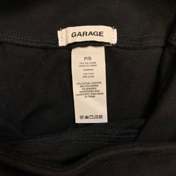 GARAGE - Picture 3 of 3